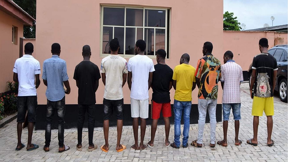 Efcc arrests yahoo boys in Ibadan