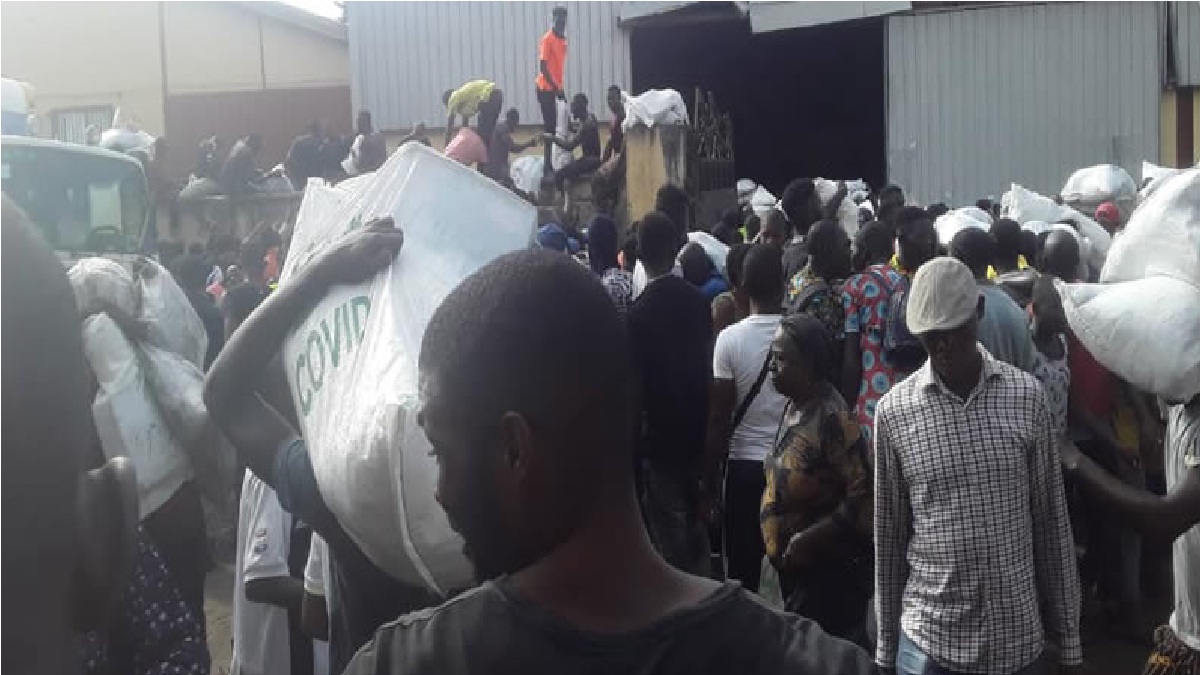 Hoodlums attack warehouse, loot COVID-19 palliatives in Lagos