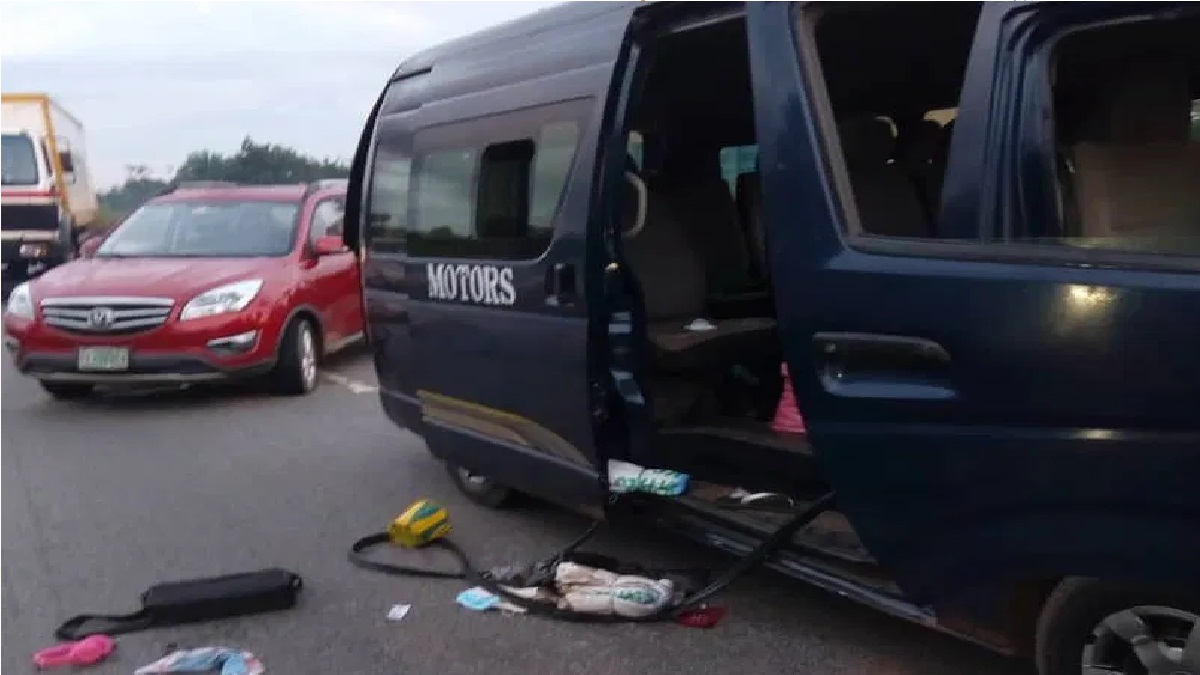 Gunmen kidnap passengers in six vehicles in Warri-Ughelli highway