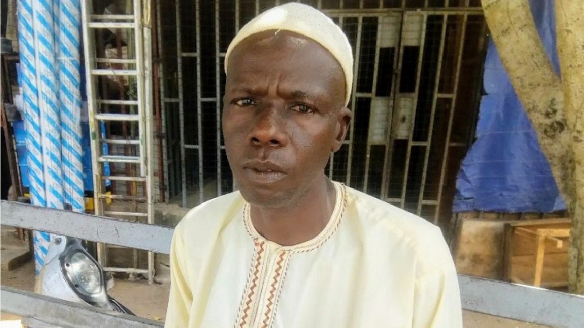 Man who trekked for 15 days for Buhari cries out over limb pains