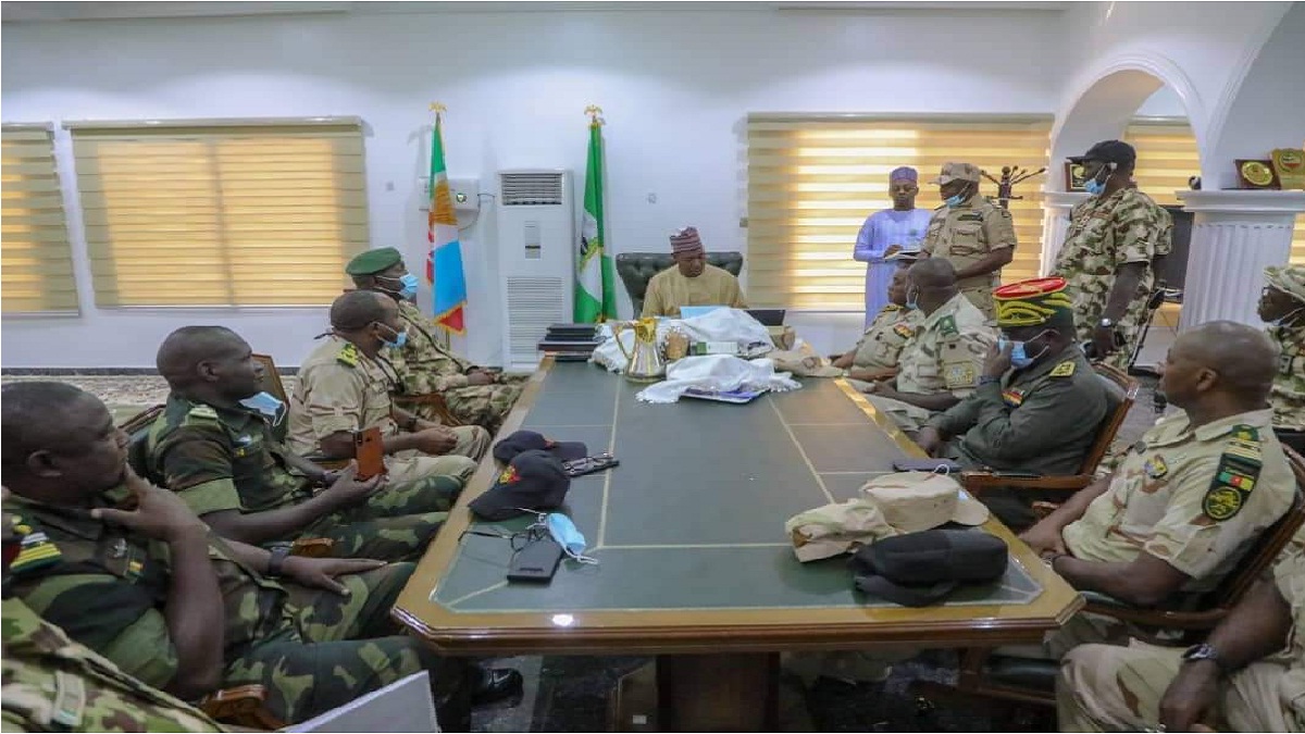Borno gov with cameroon soldiers