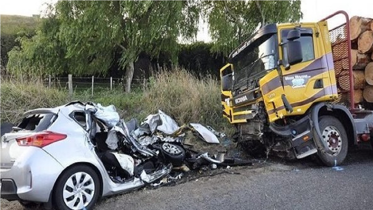 Truck crushes University students in Ondo