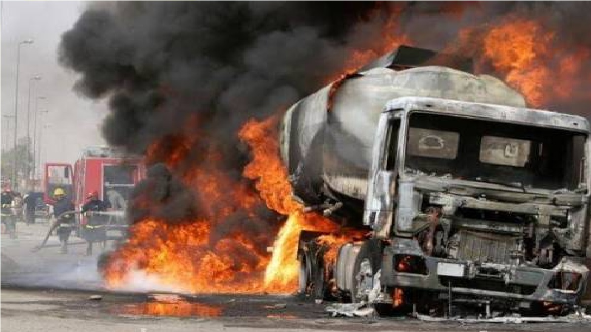 Fuel tanker exlodes in Lagos