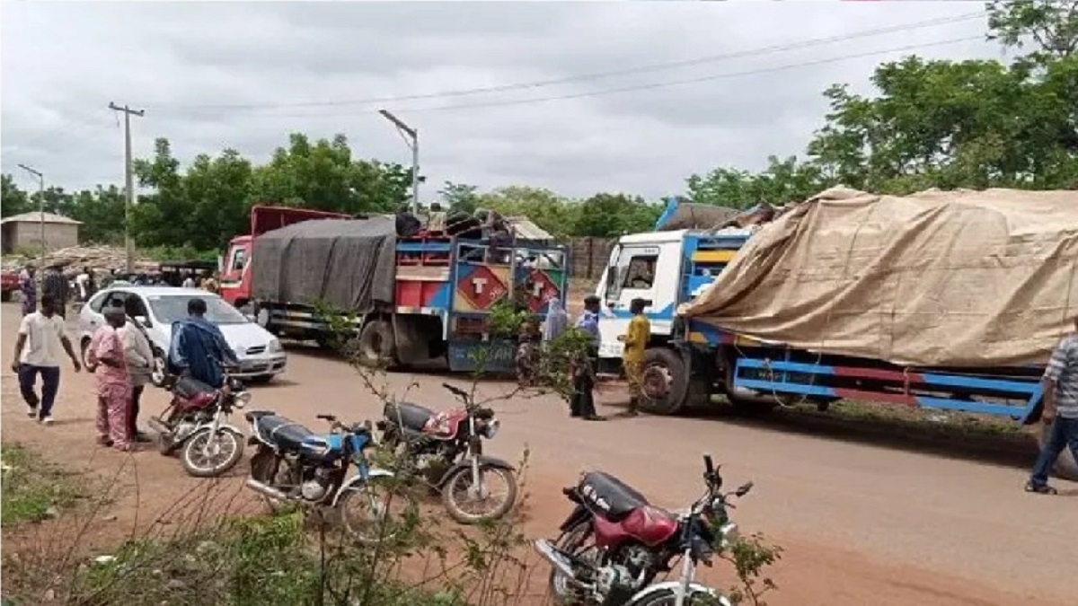 Police, Civil Defence intercept 4 truckloads of Fulani herdsmen