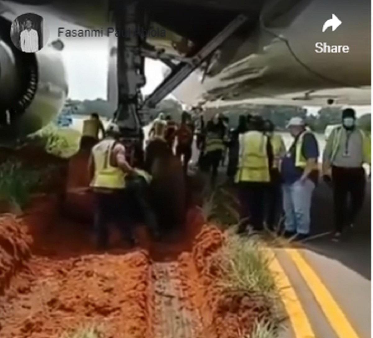 Plane runs away in lagos