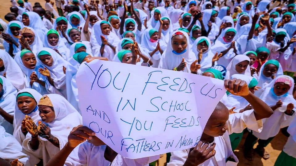 Kids welcome Buhari in Katsina