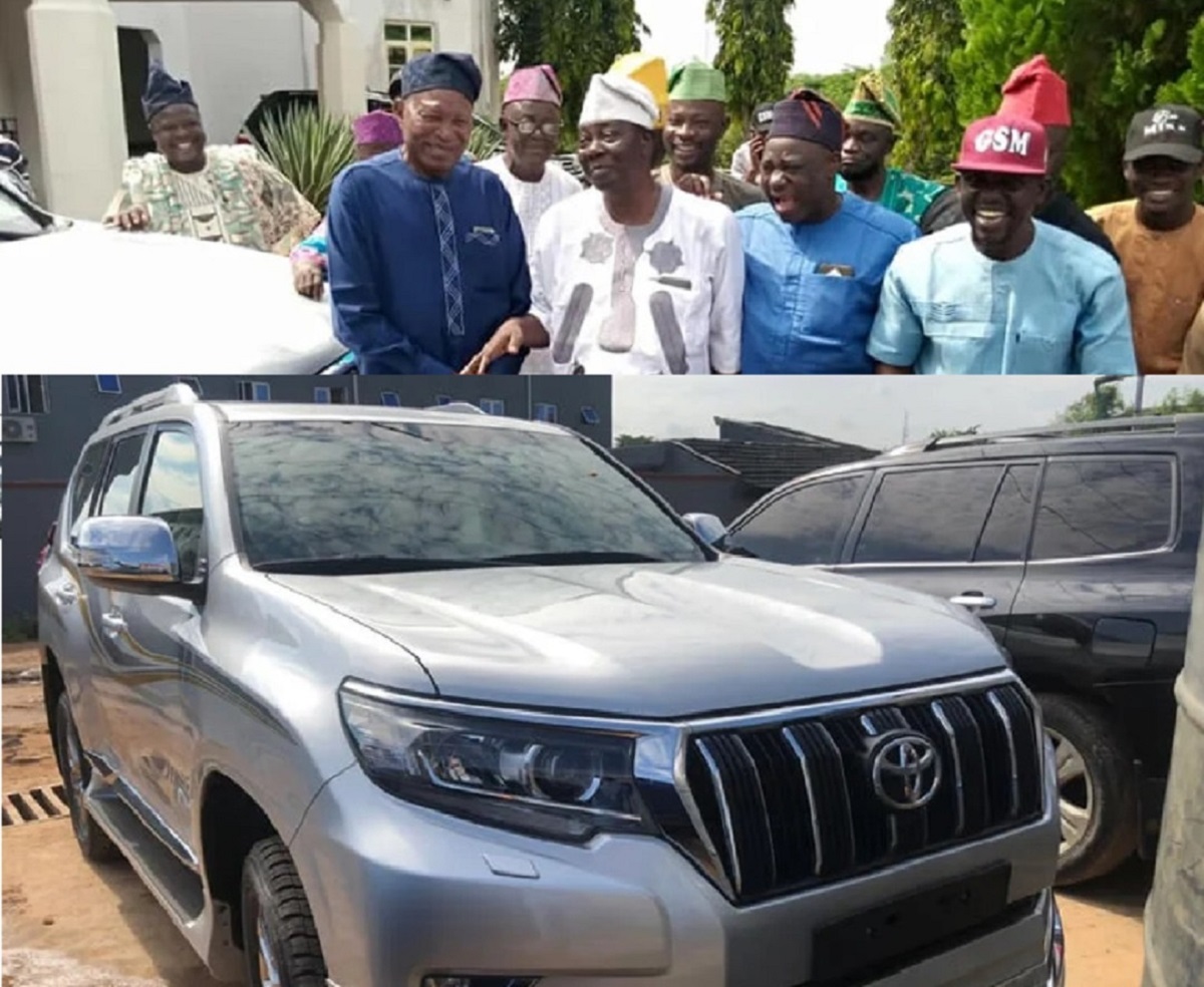 Makinde donates two jeeps to PDP leaders