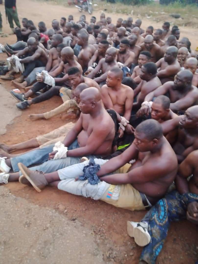 soldiers arrest thugs in Ekiti